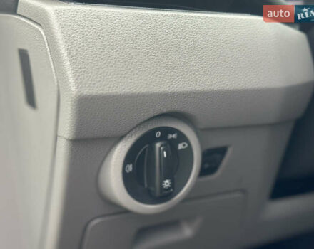 Белый Фольксваген Transporter, объемом двигателя 2 л и пробегом 224 тыс. км за 20500 $, фото 33 на Automoto.ua