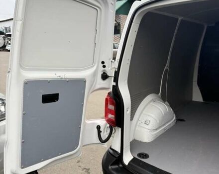 Белый Фольксваген Transporter, объемом двигателя 2 л и пробегом 179 тыс. км за 21900 $, фото 15 на Automoto.ua
