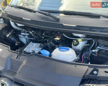 Белый Фольксваген Transporter, объемом двигателя 2 л и пробегом 236 тыс. км за 22500 $, фото 68 на Automoto.ua