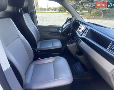 Білий Фольксваген Transporter, об'ємом двигуна 2 л та пробігом 236 тис. км за 21900 $, фото 37 на Automoto.ua