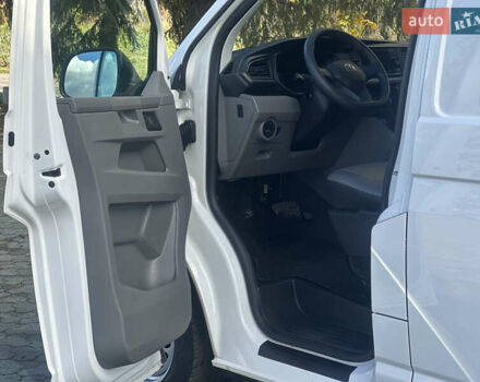 Білий Фольксваген Transporter, об'ємом двигуна 2 л та пробігом 236 тис. км за 21900 $, фото 54 на Automoto.ua