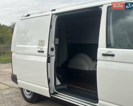 Белый Фольксваген Transporter, объемом двигателя 2 л и пробегом 224 тыс. км за 20500 $, фото 36 на Automoto.ua