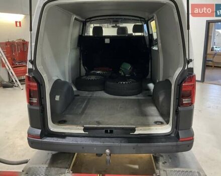 Білий Фольксваген Transporter, об'ємом двигуна 2 л та пробігом 163 тис. км за 32800 $, фото 12 на Automoto.ua