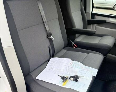 Белый Фольксваген Transporter, объемом двигателя 2 л и пробегом 179 тыс. км за 21900 $, фото 40 на Automoto.ua