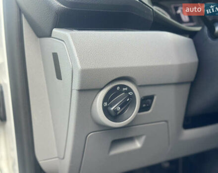 Белый Фольксваген Transporter, объемом двигателя 2 л и пробегом 236 тыс. км за 22500 $, фото 48 на Automoto.ua