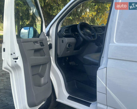 Білий Фольксваген Transporter, об'ємом двигуна 2 л та пробігом 236 тис. км за 21900 $, фото 53 на Automoto.ua