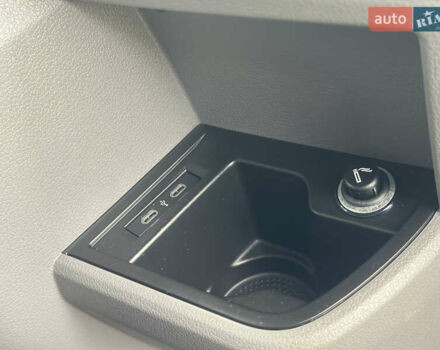 Белый Фольксваген Transporter, объемом двигателя 2 л и пробегом 224 тыс. км за 20500 $, фото 32 на Automoto.ua