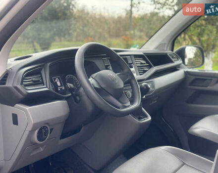 Білий Фольксваген Transporter, об'ємом двигуна 2 л та пробігом 224 тис. км за 20500 $, фото 17 на Automoto.ua