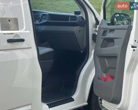 Білий Фольксваген Transporter, об'ємом двигуна 2 л та пробігом 236 тис. км за 21900 $, фото 31 на Automoto.ua