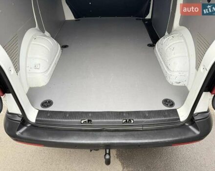 Белый Фольксваген Transporter, объемом двигателя 2 л и пробегом 179 тыс. км за 21900 $, фото 14 на Automoto.ua