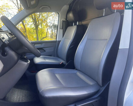 Білий Фольксваген Transporter, об'ємом двигуна 2 л та пробігом 236 тис. км за 21900 $, фото 48 на Automoto.ua