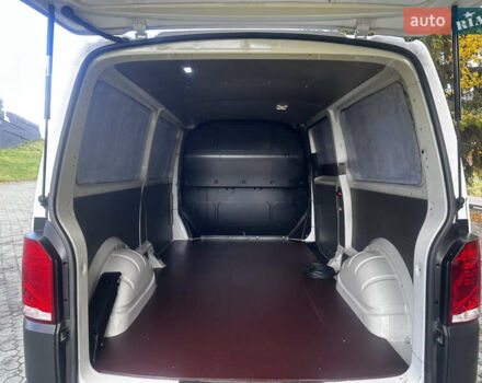 Белый Фольксваген Transporter, объемом двигателя 2 л и пробегом 236 тыс. км за 22500 $, фото 61 на Automoto.ua