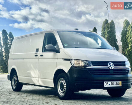 Білий Фольксваген Transporter, об'ємом двигуна 2 л та пробігом 236 тис. км за 21900 $, фото 1 на Automoto.ua
