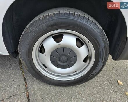 Белый Фольксваген Transporter, объемом двигателя 1.97 л и пробегом 195 тыс. км за 26300 $, фото 21 на Automoto.ua