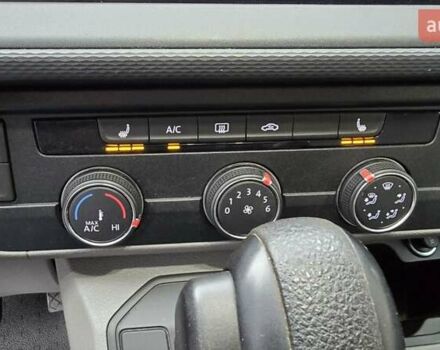 Білий Фольксваген Transporter, об'ємом двигуна 2 л та пробігом 220 тис. км за 25700 $, фото 26 на Automoto.ua