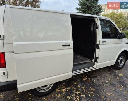 Белый Фольксваген Transporter, объемом двигателя 1.97 л и пробегом 182 тыс. км за 23900 $, фото 9 на Automoto.ua