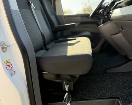 Белый Фольксваген Transporter, объемом двигателя 2 л и пробегом 251 тыс. км за 28550 $, фото 57 на Automoto.ua