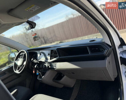 Белый Фольксваген Transporter, объемом двигателя 2 л и пробегом 251 тыс. км за 28550 $, фото 51 на Automoto.ua