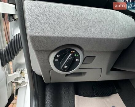 Белый Фольксваген Transporter, объемом двигателя 2 л и пробегом 223 тыс. км за 25999 $, фото 27 на Automoto.ua