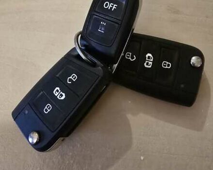 Білий Фольксваген Transporter, об'ємом двигуна 2 л та пробігом 220 тис. км за 25700 $, фото 33 на Automoto.ua