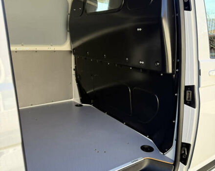 Белый Фольксваген Transporter, объемом двигателя 2 л и пробегом 251 тыс. км за 28550 $, фото 35 на Automoto.ua