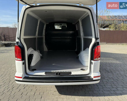 Белый Фольксваген Transporter, объемом двигателя 2 л и пробегом 251 тыс. км за 28550 $, фото 46 на Automoto.ua
