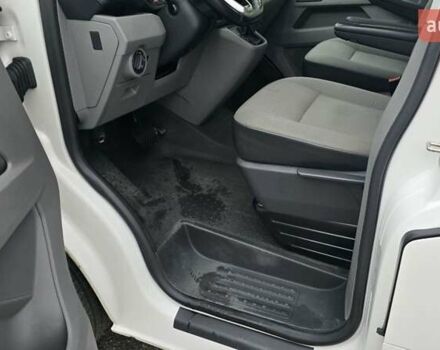 Білий Фольксваген Transporter, об'ємом двигуна 2 л та пробігом 220 тис. км за 25700 $, фото 29 на Automoto.ua