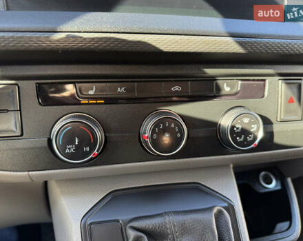 Белый Фольксваген Transporter, объемом двигателя 2 л и пробегом 251 тыс. км за 28550 $, фото 99 на Automoto.ua