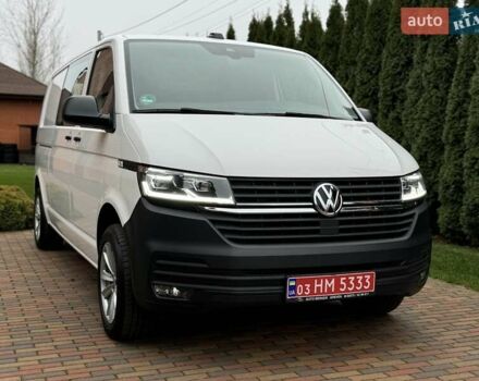 Белый Фольксваген Transporter, объемом двигателя 2 л и пробегом 223 тыс. км за 25999 $, фото 3 на Automoto.ua