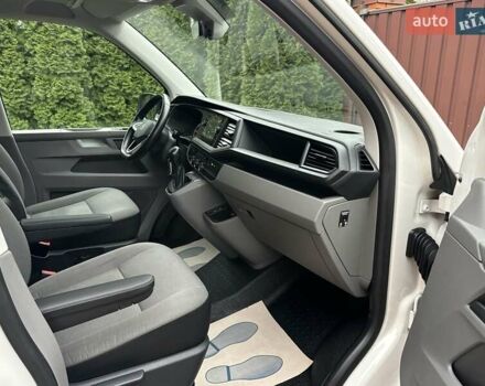 Белый Фольксваген Transporter, объемом двигателя 2 л и пробегом 223 тыс. км за 25999 $, фото 51 на Automoto.ua