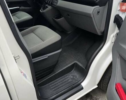 Білий Фольксваген Transporter, об'ємом двигуна 2 л та пробігом 220 тис. км за 25700 $, фото 14 на Automoto.ua