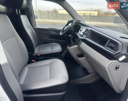 Белый Фольксваген Transporter, объемом двигателя 2 л и пробегом 112 тыс. км за 25500 $, фото 66 на Automoto.ua