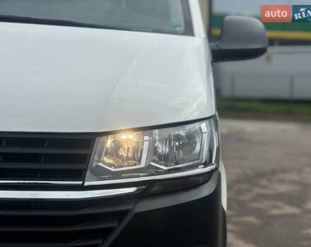 Белый Фольксваген Transporter, объемом двигателя 2 л и пробегом 112 тыс. км за 25500 $, фото 24 на Automoto.ua