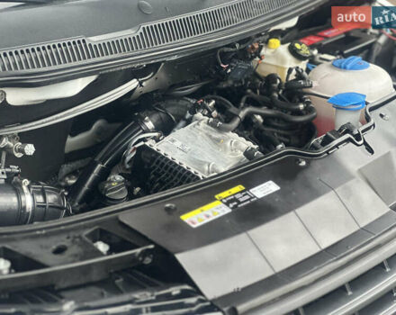 Белый Фольксваген Transporter, объемом двигателя 2 л и пробегом 112 тыс. км за 25500 $, фото 73 на Automoto.ua