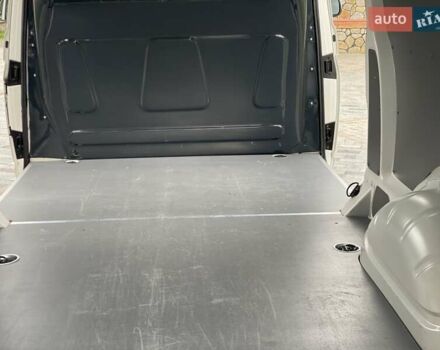 Белый Фольксваген Transporter, объемом двигателя 2 л и пробегом 19 тыс. км за 36900 $, фото 19 на Automoto.ua