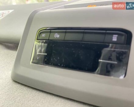 Белый Фольксваген Transporter, объемом двигателя 2 л и пробегом 19 тыс. км за 36900 $, фото 31 на Automoto.ua