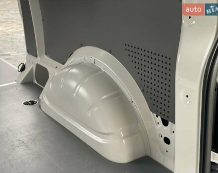 Белый Фольксваген Transporter, объемом двигателя 2 л и пробегом 19 тыс. км за 36900 $, фото 20 на Automoto.ua