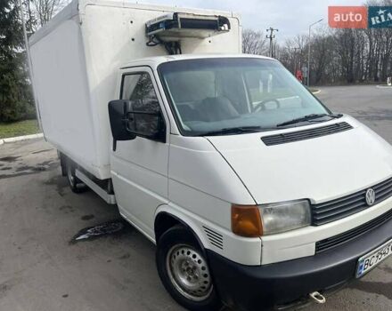 Белый Фольксваген Transporter, объемом двигателя 2.46 л и пробегом 534 тыс. км за 5800 $, фото 1 на Automoto.ua
