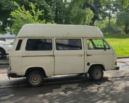 Белый Фольксваген Transporter, объемом двигателя 1.6 л и пробегом 200 тыс. км за 2088 $, фото 2 на Automoto.ua