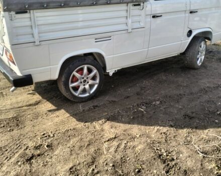 Белый Фольксваген Transporter, объемом двигателя 1.6 л и пробегом 200 тыс. км за 5300 $, фото 2 на Automoto.ua