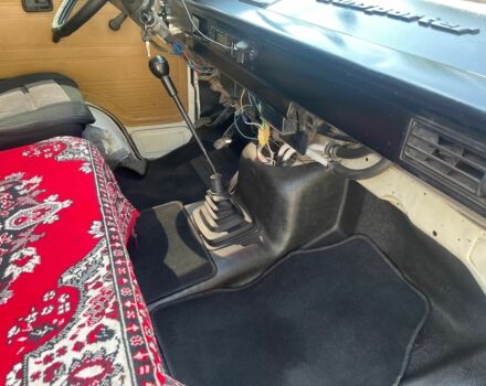 Білий Фольксваген Transporter, об'ємом двигуна 1.6 л та пробігом 300 тис. км за 1900 $, фото 8 на Automoto.ua