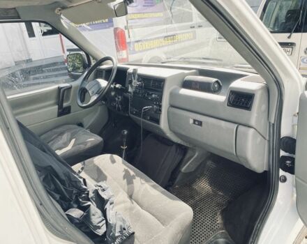 Белый Фольксваген Transporter, объемом двигателя 2.5 л и пробегом 390 тыс. км за 2500 $, фото 3 на Automoto.ua