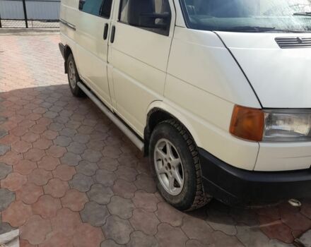 Белый Фольксваген Transporter, объемом двигателя 1.9 л и пробегом 500 тыс. км за 4999 $, фото 1 на Automoto.ua