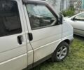 Белый Фольксваген Transporter, объемом двигателя 2.4 л и пробегом 500 тыс. км за 4000 $, фото 1 на Automoto.ua