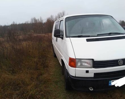 Белый Фольксваген Transporter, объемом двигателя 2.4 л и пробегом 500 тыс. км за 3600 $, фото 2 на Automoto.ua