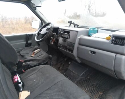 Белый Фольксваген Transporter, объемом двигателя 2.4 л и пробегом 500 тыс. км за 3600 $, фото 8 на Automoto.ua