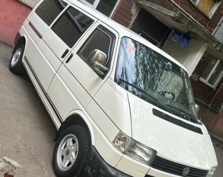 Білий Фольксваген Transporter, об'ємом двигуна 2.5 л та пробігом 400 тис. км за 3499 $, фото 5 на Automoto.ua