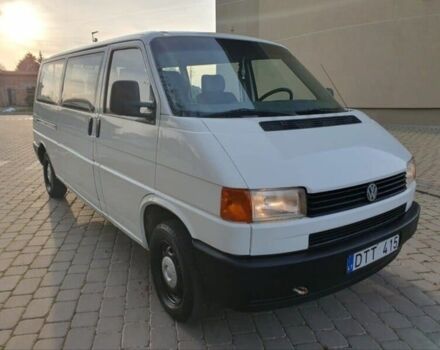 Белый Фольксваген Transporter, объемом двигателя 2.4 л и пробегом 273 тыс. км за 1800 $, фото 1 на Automoto.ua