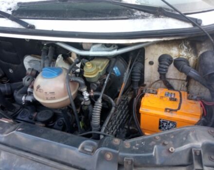 Білий Фольксваген Transporter, об'ємом двигуна 1.9 л та пробігом 250 тис. км за 3900 $, фото 10 на Automoto.ua