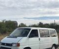 Белый Фольксваген Transporter, объемом двигателя 2.4 л и пробегом 100 тыс. км за 2200 $, фото 1 на Automoto.ua